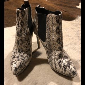 Michael Kors ankle boot